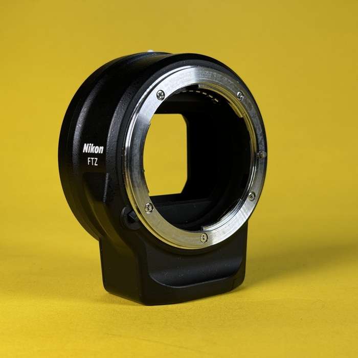 Nikon FTZ adaptér | 20045592