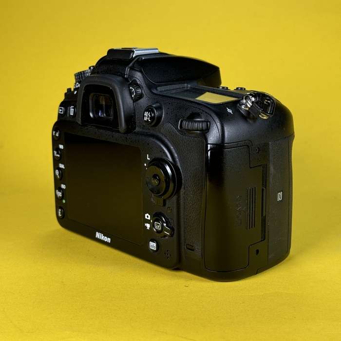 Nikon D7200 | 4383254