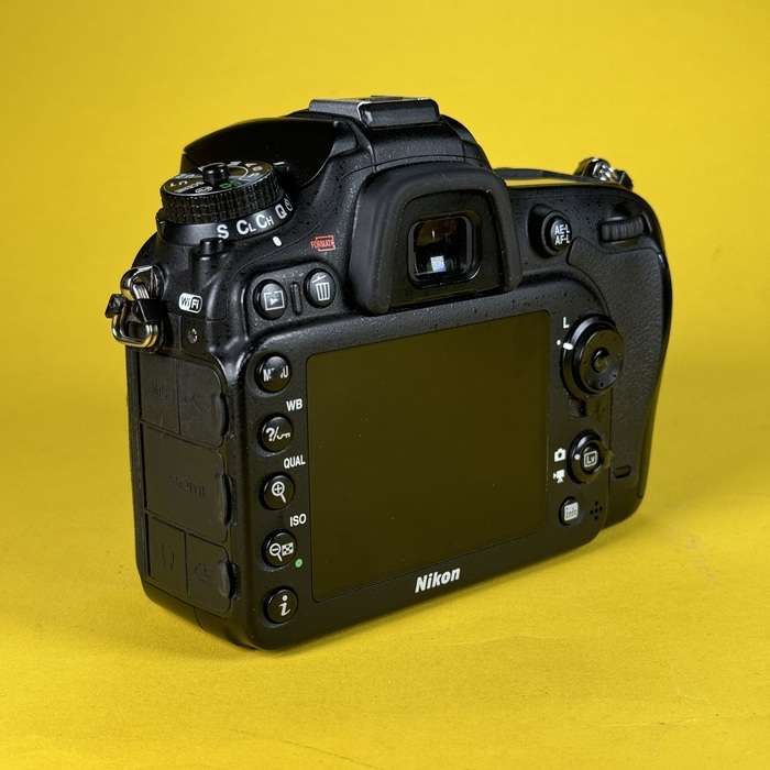 Nikon D7200 | 4383254