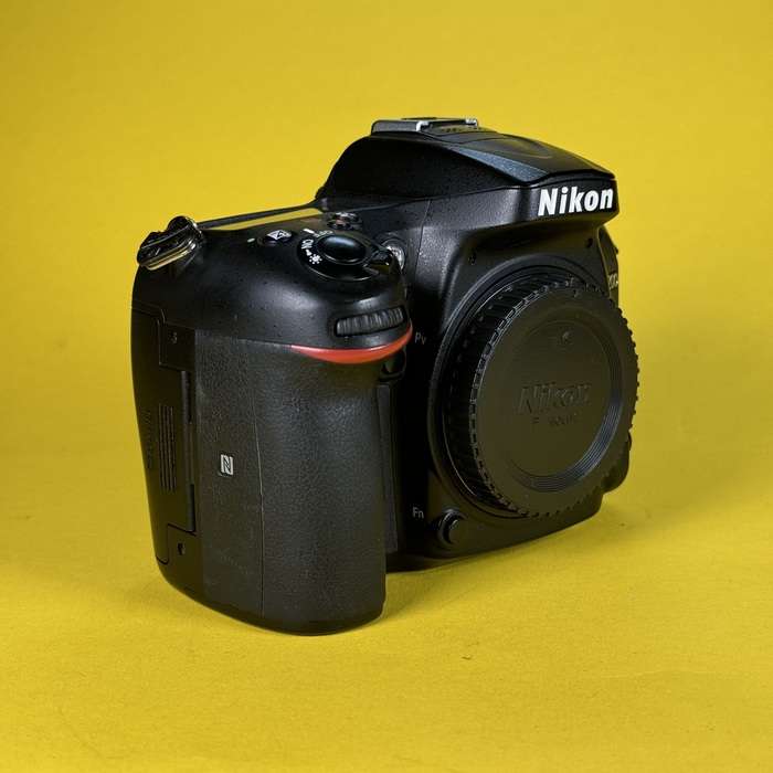 Nikon D7200 | 4383254