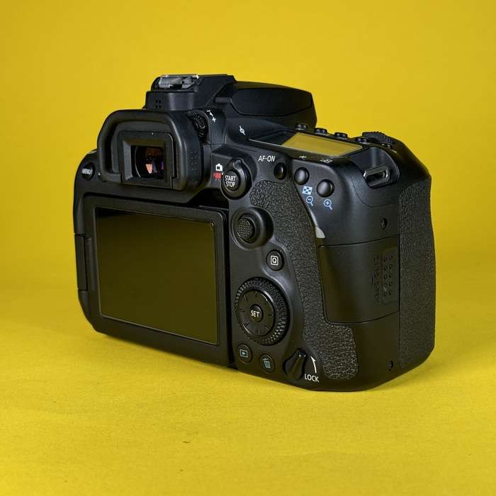 Canon EOS 90D | 163053002662