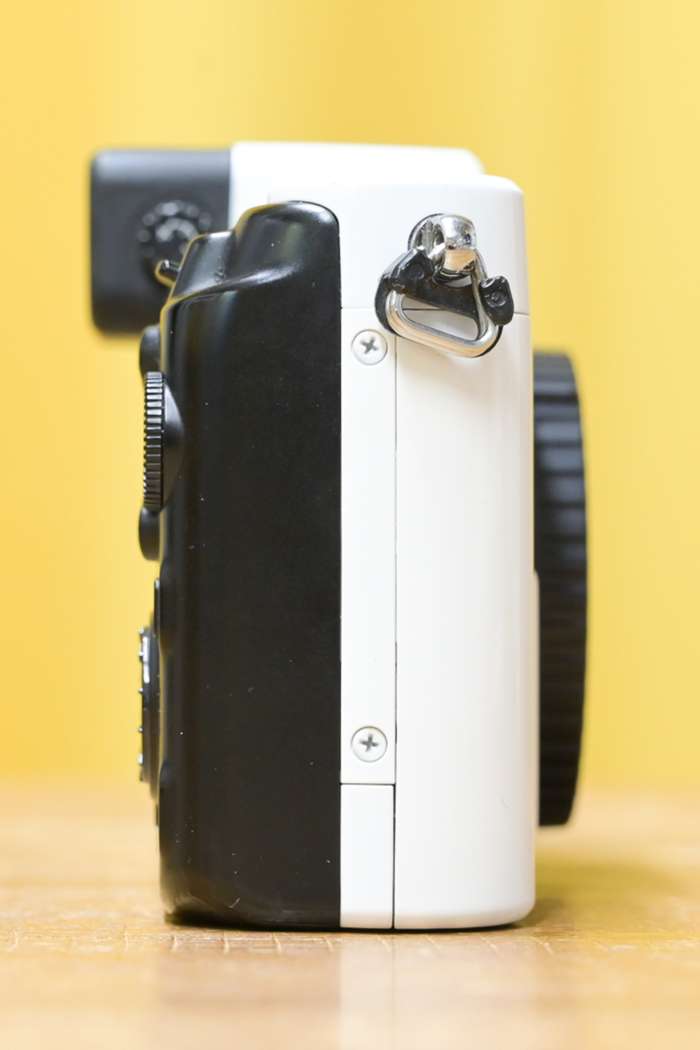 Nikon V1 + 10-30 + blesk