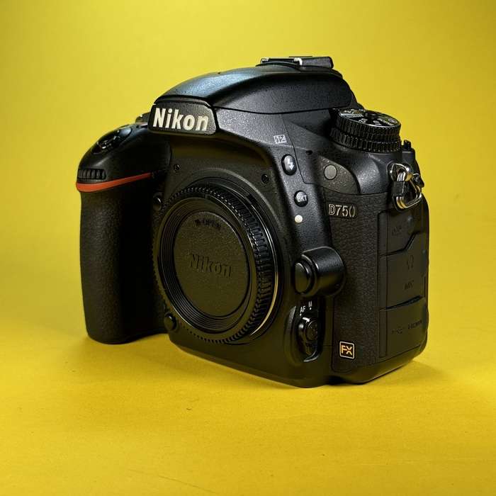 Nikon D750 + grip  + 3x neorigo baterie  | 6090917