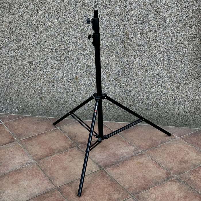Světelný stativ 229cm