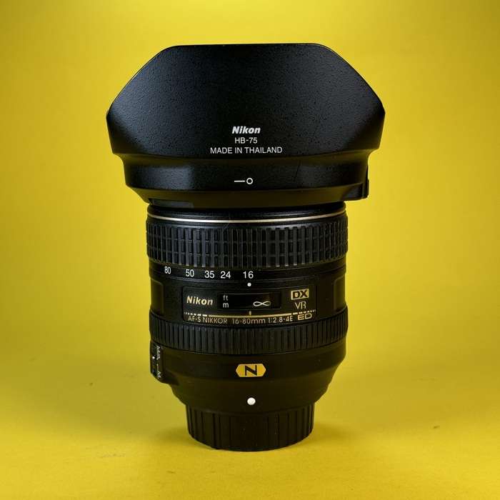 Nikon 16-80 mm f/2,8-4,0E AF-S DX ED VR | 262239