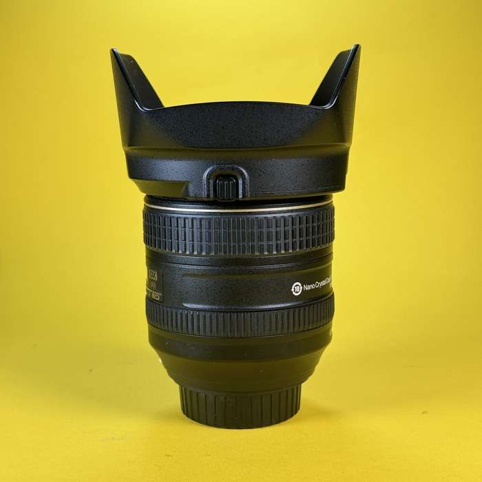 Nikon 16-80 mm f/2,8-4,0E AF-S DX ED VR | 262239