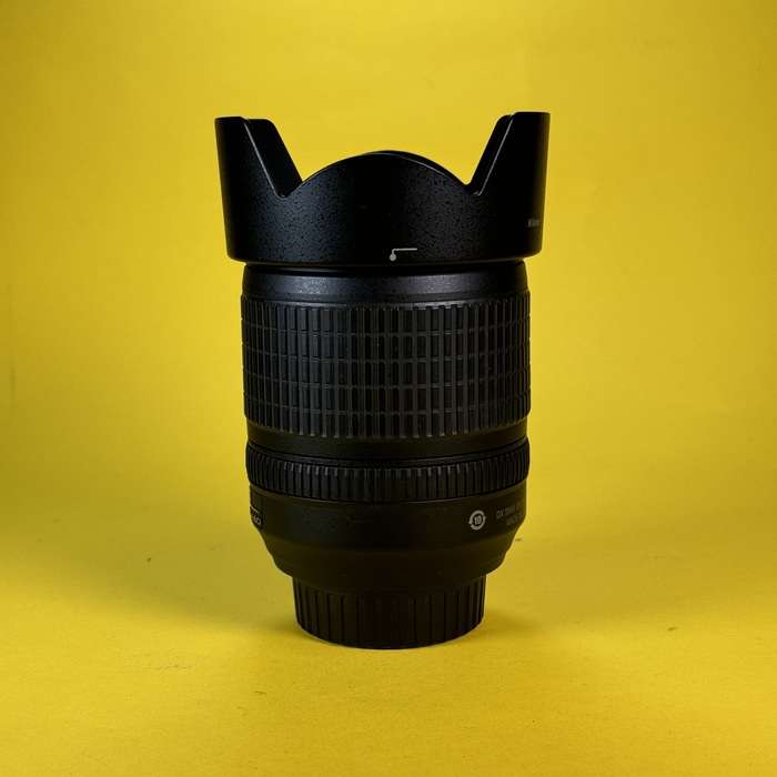 Nikon 18-105mm f/3,5-5,6  AF-S DX G ED VR | 42269131