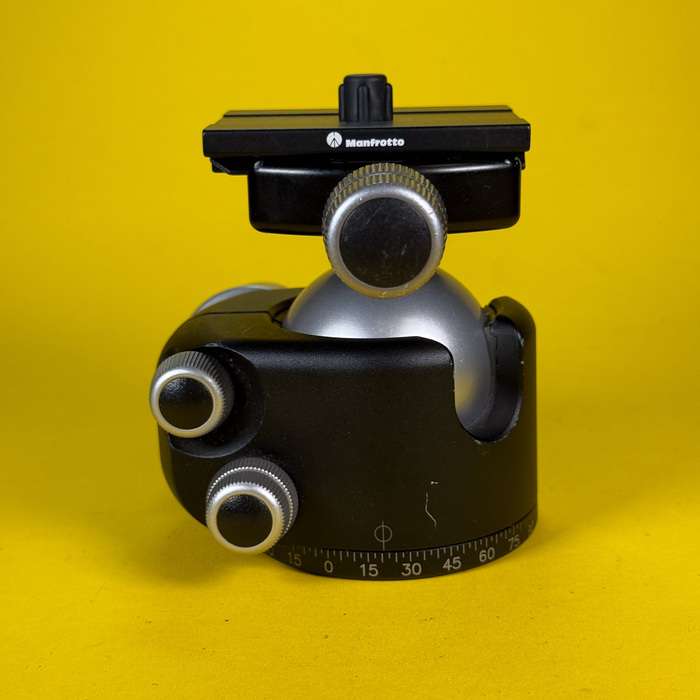 Really Right Stuff RRS BH-55 + Manfrotto ARCA SWISS destička