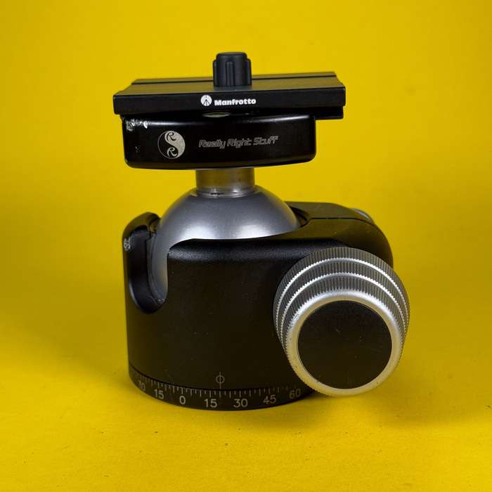 Really Right Stuff RRS BH-55 + Manfrotto ARCA SWISS destička