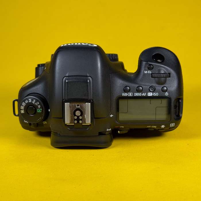 Canon Eos 7D Mark II | 023021005259