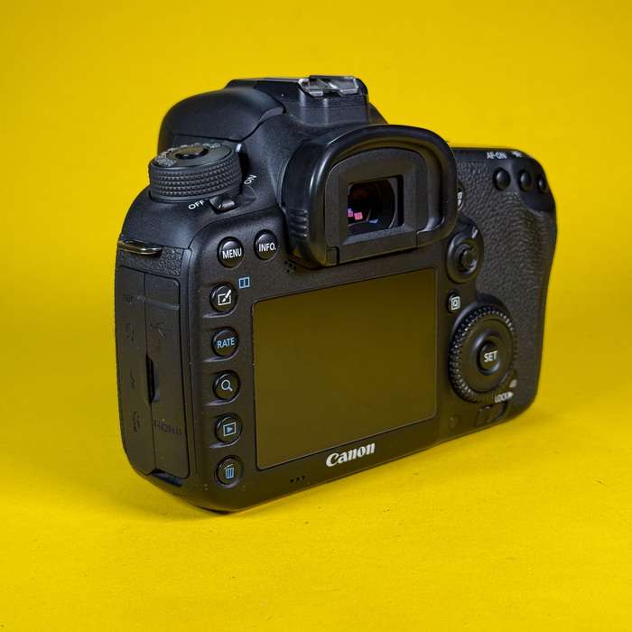 Canon Eos 7D Mark II | 023021005259