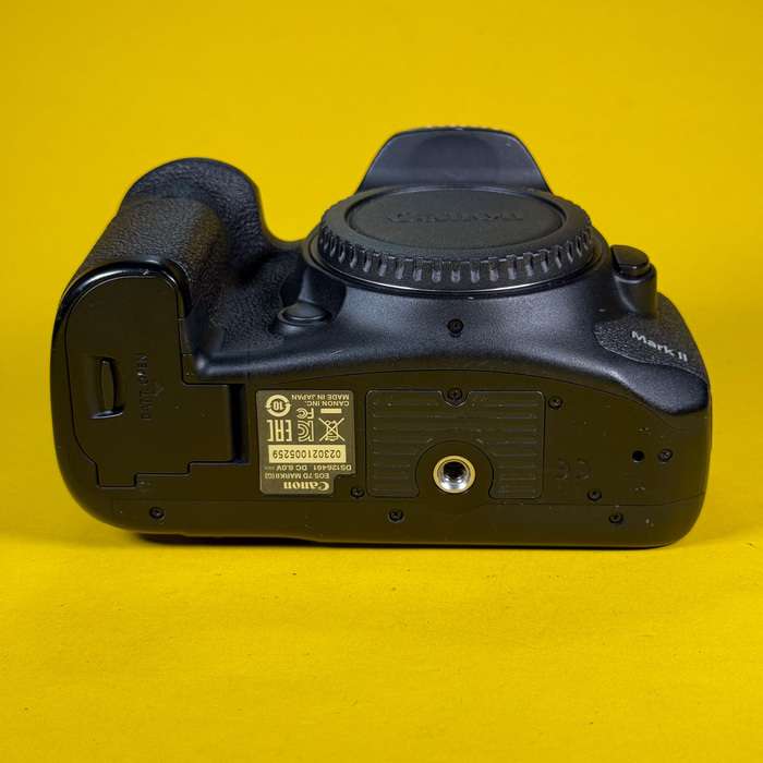 Canon Eos 7D Mark II | 023021005259