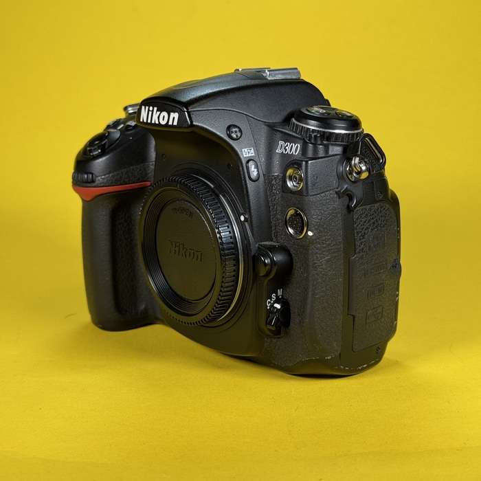 Nikon D300 | 4132145