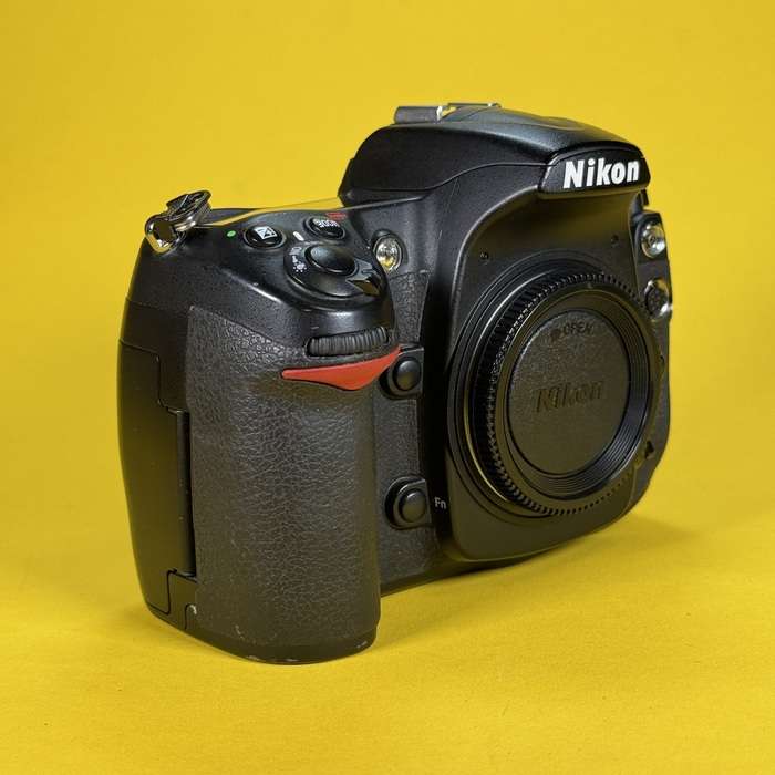 Nikon D300 | 4132145