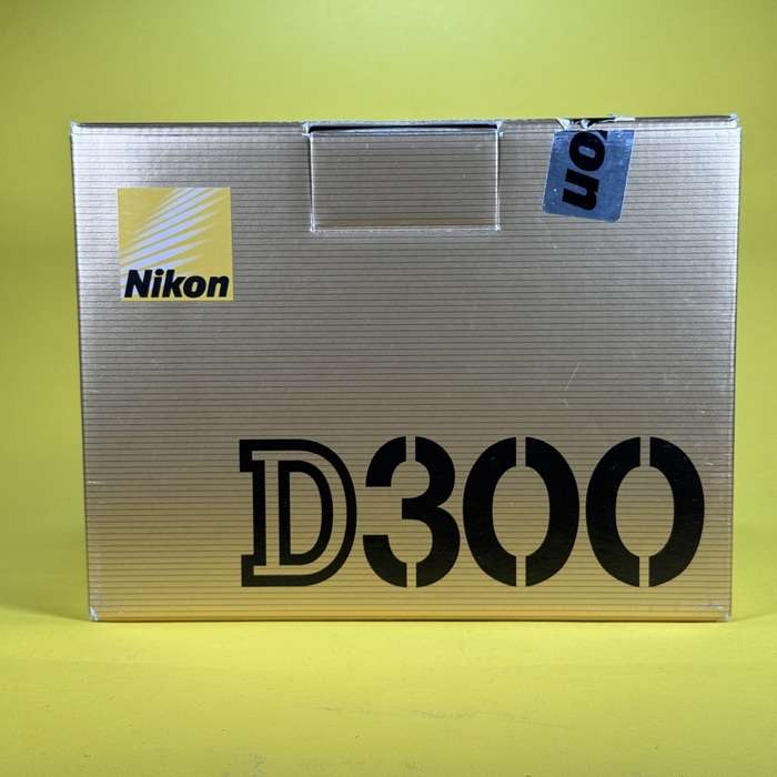 Nikon D300 | 4132145