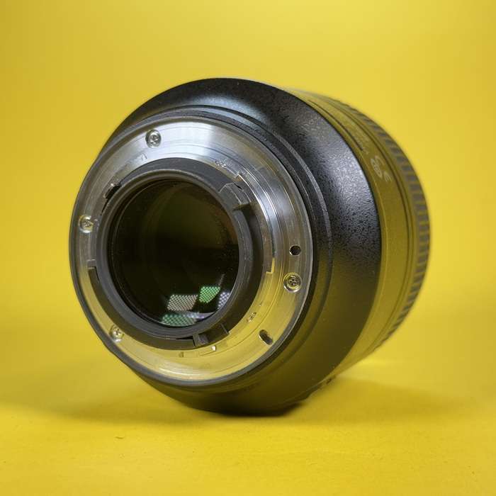 Nikon 85 mm f/1.8 AF-S G | 505747