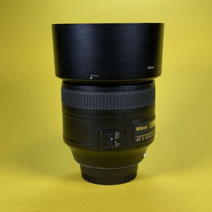 Nikon 85 mm f/1.8 AF-S G | 505747