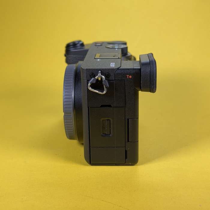 Sony Alpha A6700 | 2062214