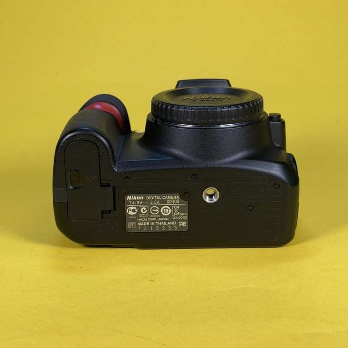 Nikon D3100 + 18-55/3.5-5.6 G VR | 7313233