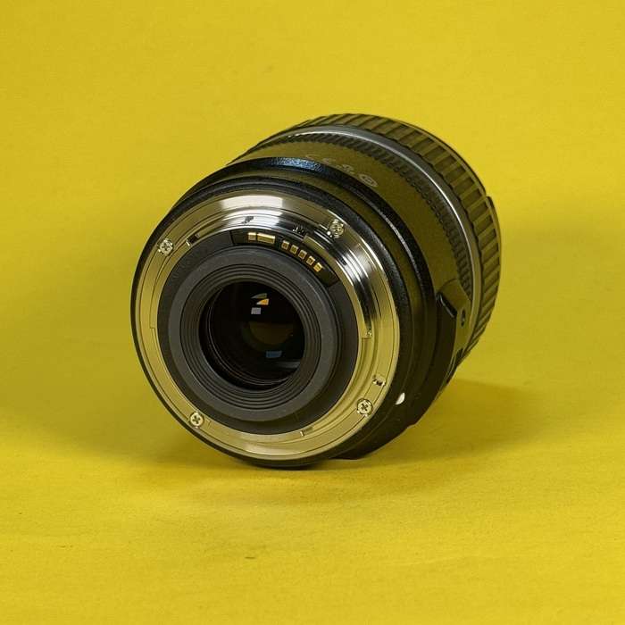 Canon EF-S 17-85mm f/4-5.6 IS USM | 7042905331