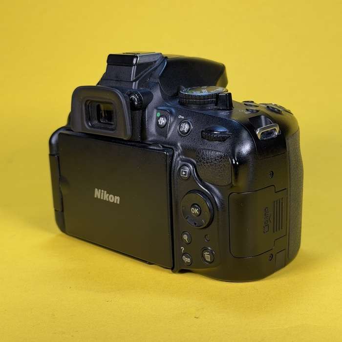 Nikon D5200 | 4863238