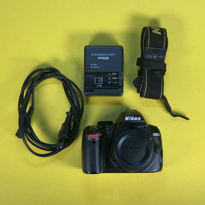 Nikon D3000 | 6297586
