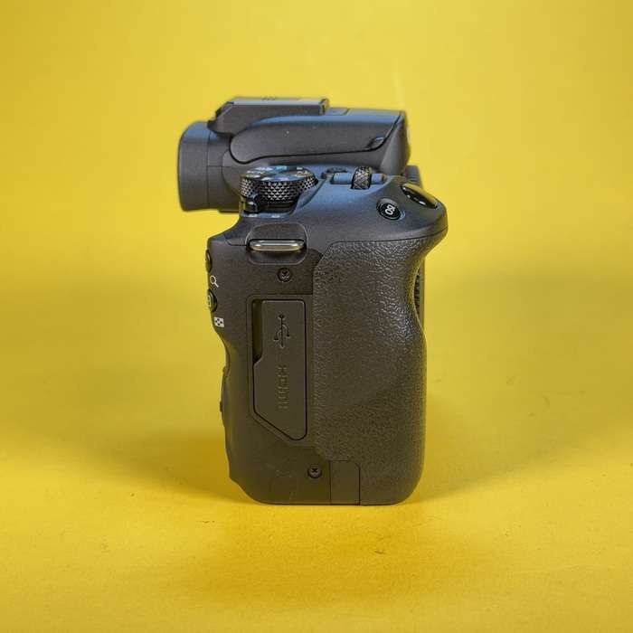 Canon EOS R50 | 213030010371