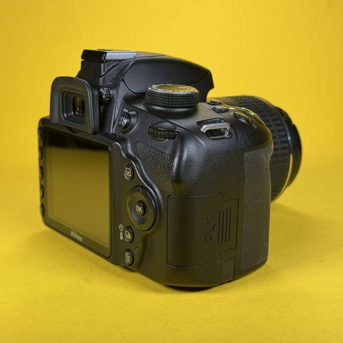 Nikon D3200 + 18-55mm + kata + brašna | 6934592