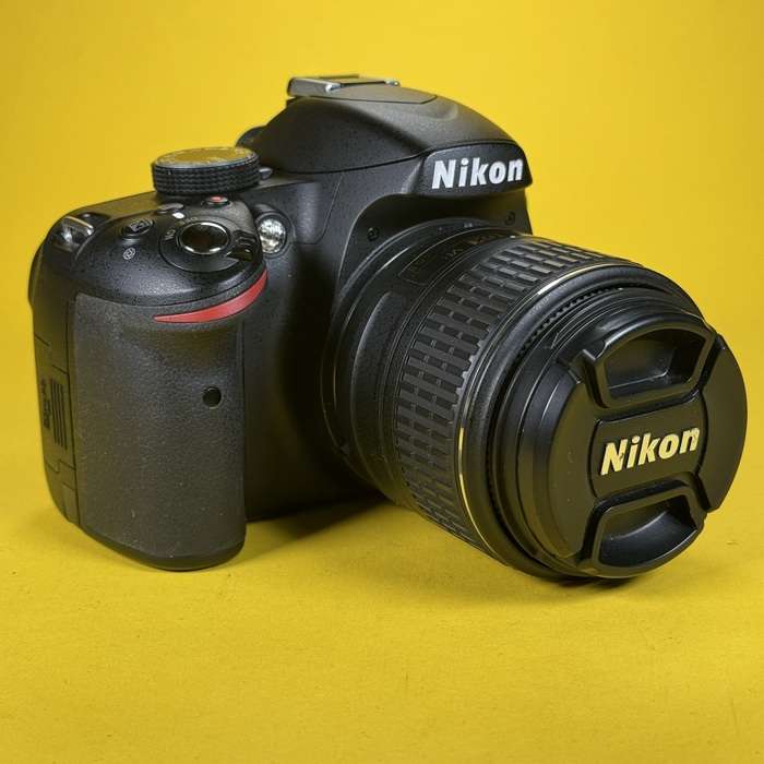 Nikon D3200 + 18-55mm + kata + brašna | 6934592