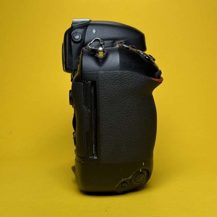 Nikon D4 | 2021131