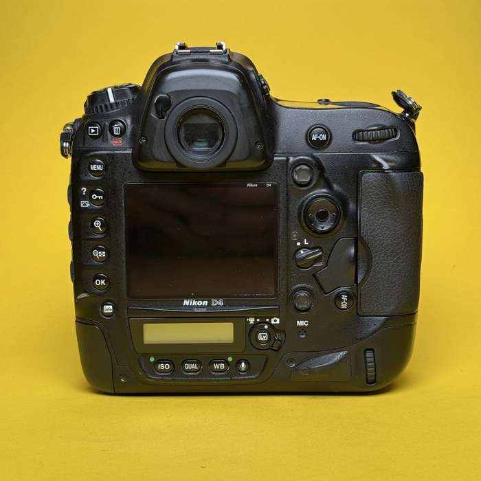 Nikon D4 | 2021131
