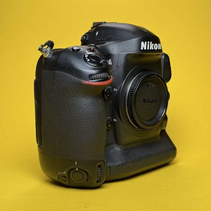 Nikon D4 | 2021131