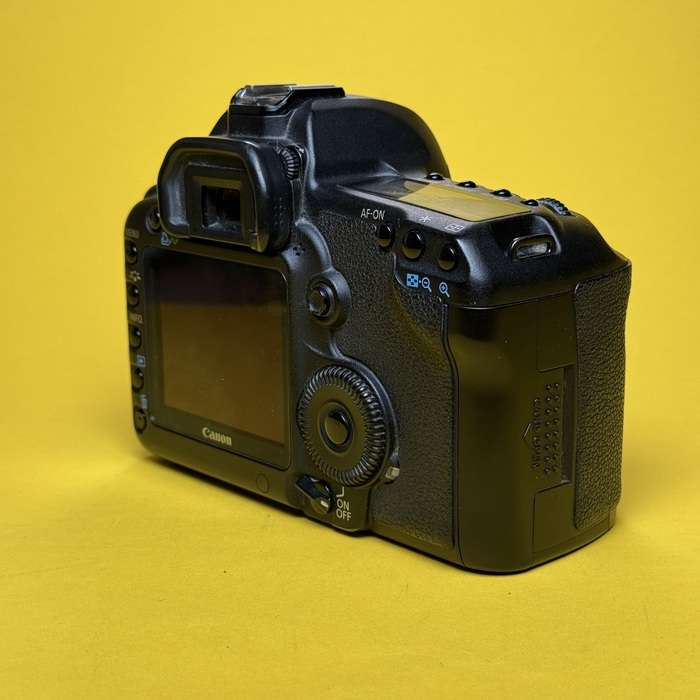 Canon 5D Mark II | 2231321841