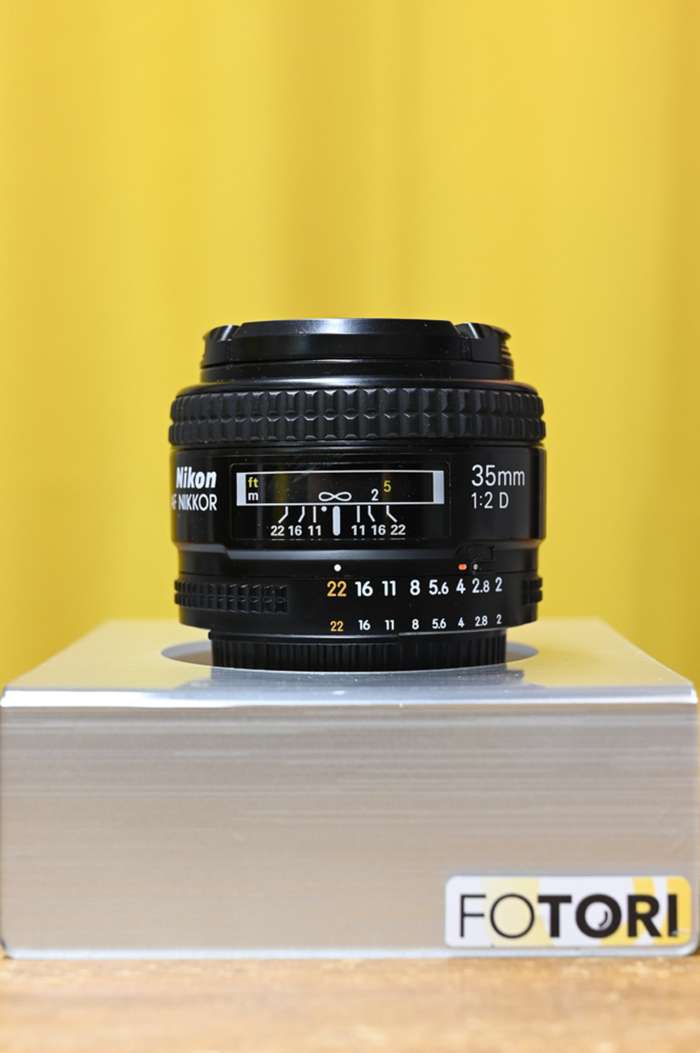 Nikon 35/2 AF D + UV filtr  | 535031