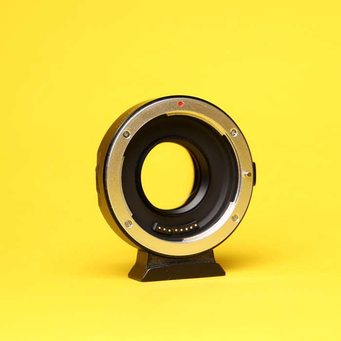 VILTROX EF-M2 SpeedBooster 0,71x pro Canon EF na m4/3