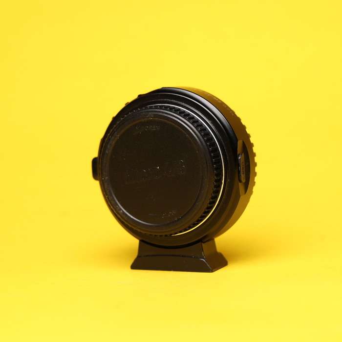 VILTROX EF-M2 SpeedBooster 0,71x pro Canon EF na m4/3