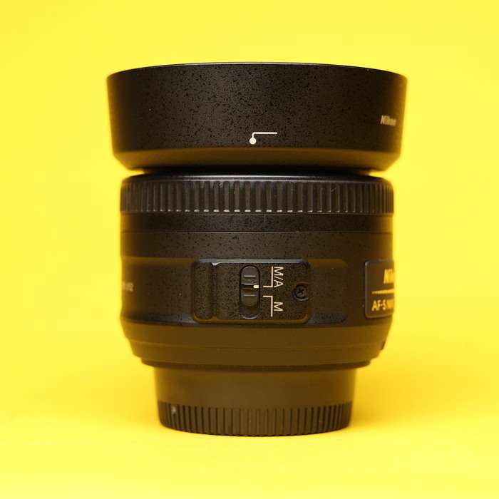 Nikon 35 mm f/1.8 AF-S Nikkor G DX | 3311695