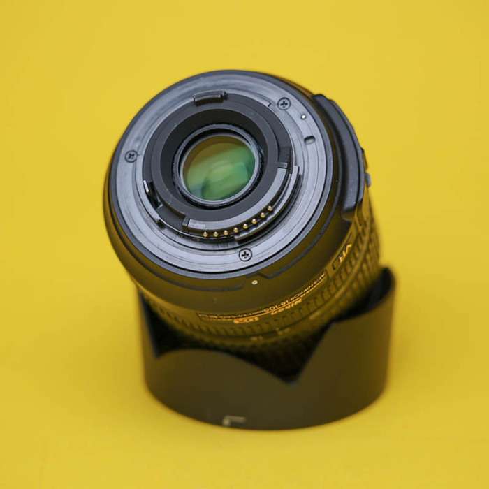 Nikon 18-105mm f/3,5-5,6  AF-S DX G ED VR | 32275940