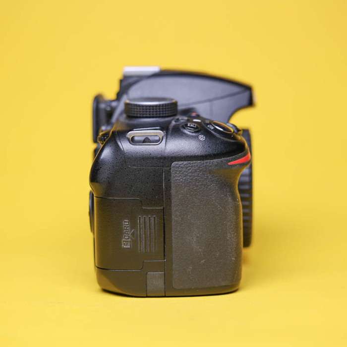 Nikon D3200 | 6772543