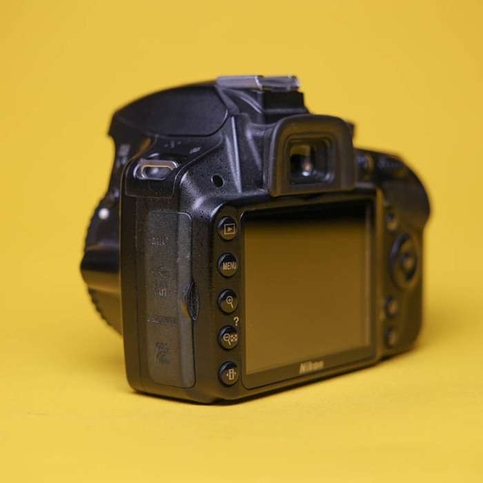 Nikon D3200 | 6772543