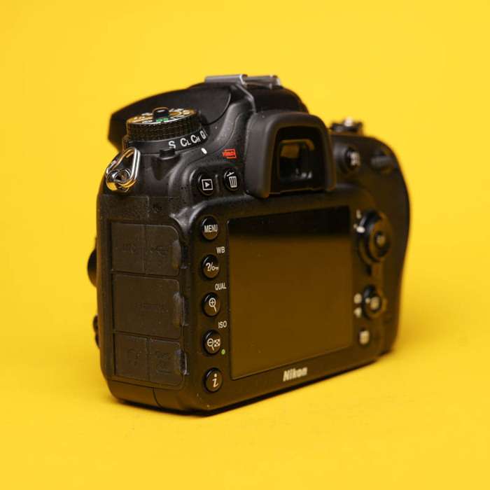 Nikon D7100 | 4325776