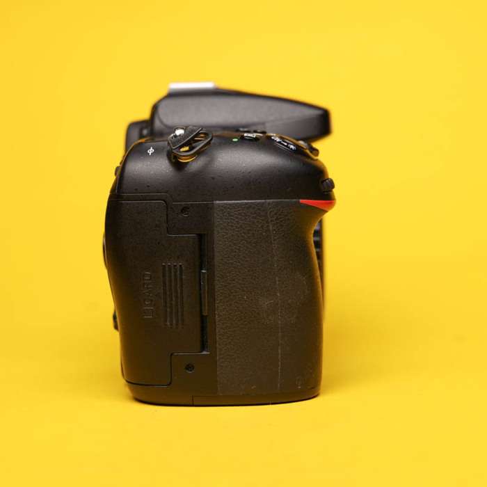 Nikon D7100 | 4325776