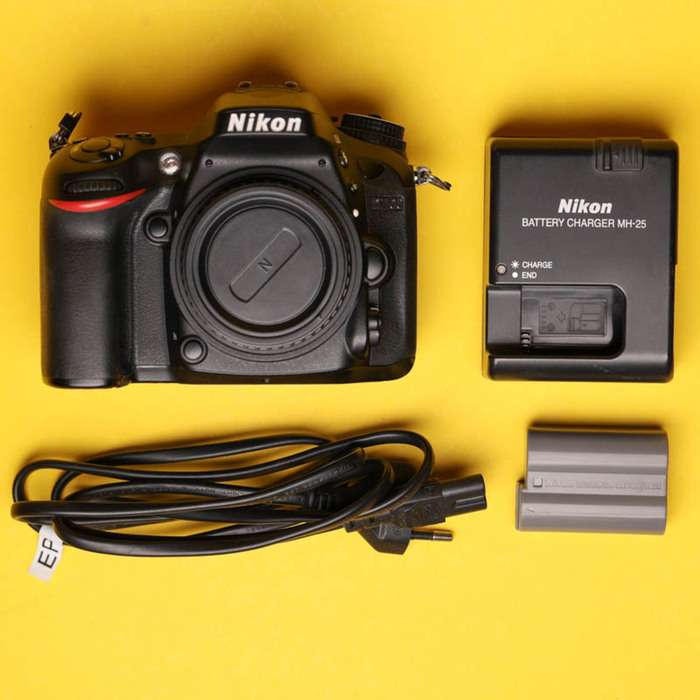 Nikon D7100 | 4325776