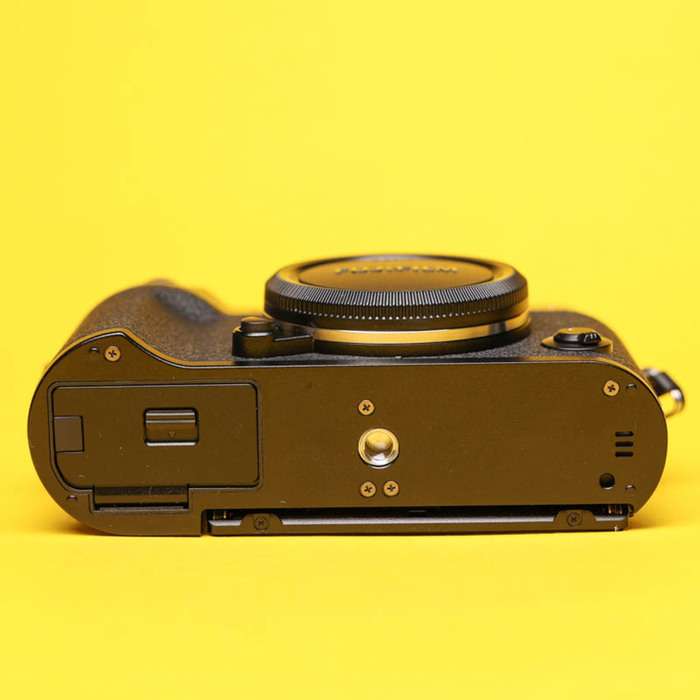 Fujifilm X-T50 + baterie + grip + nabíječka | závěrka 826   | 4B029711