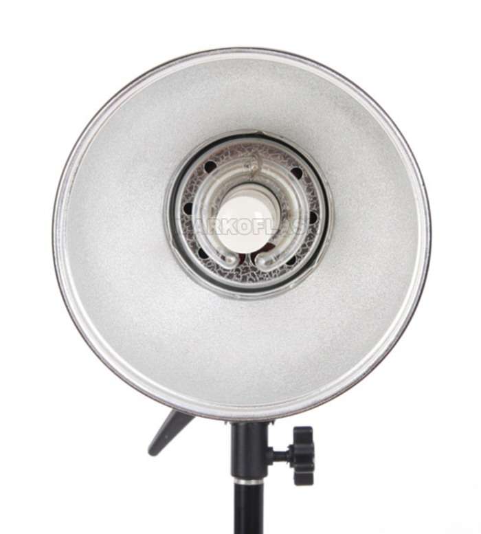 Apus style 600Ws | záblesk,  softbox, reflektor, stativ