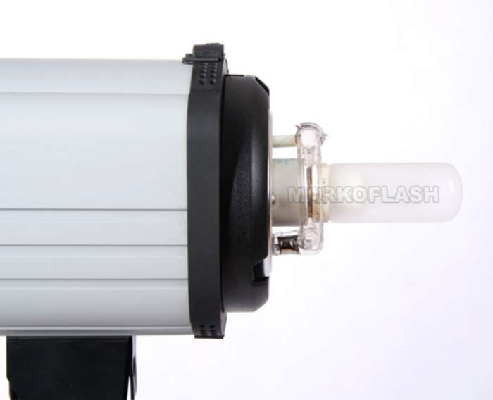 Apus style 600Ws | záblesk,  softbox, reflektor, stativ