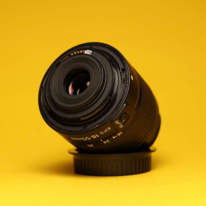 Canon EF-S 18-55mm f/3.5-5.6 III | 2867033351