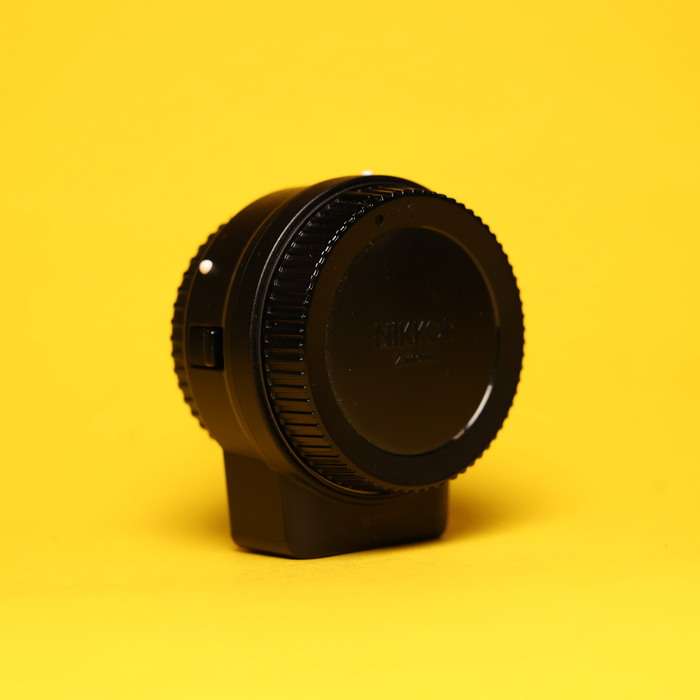 Nikon FTZ adaptér | 30331701