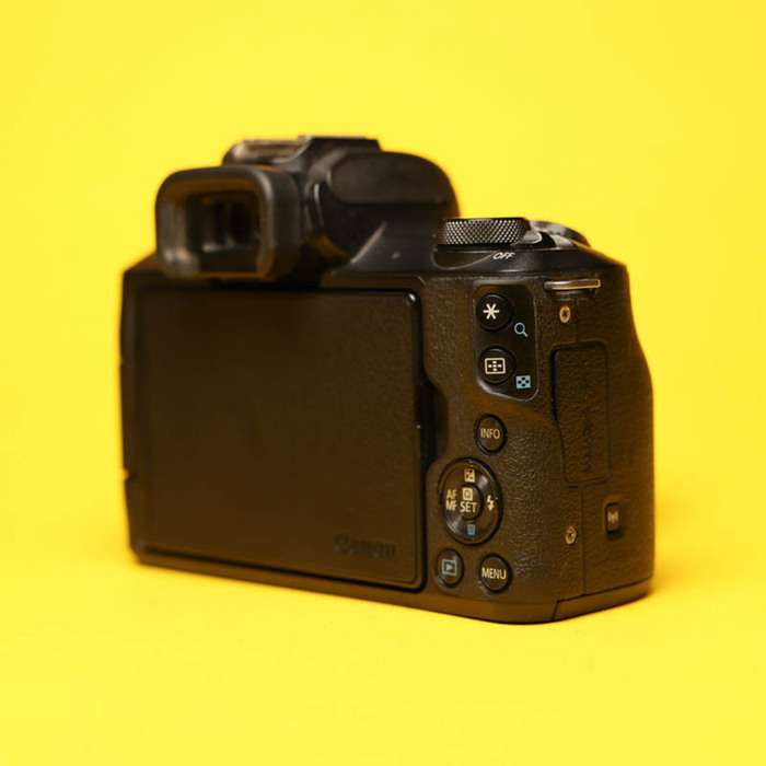 Canon EOS M50 + 15-45mm + brašna | 763208002000 + 853038000708