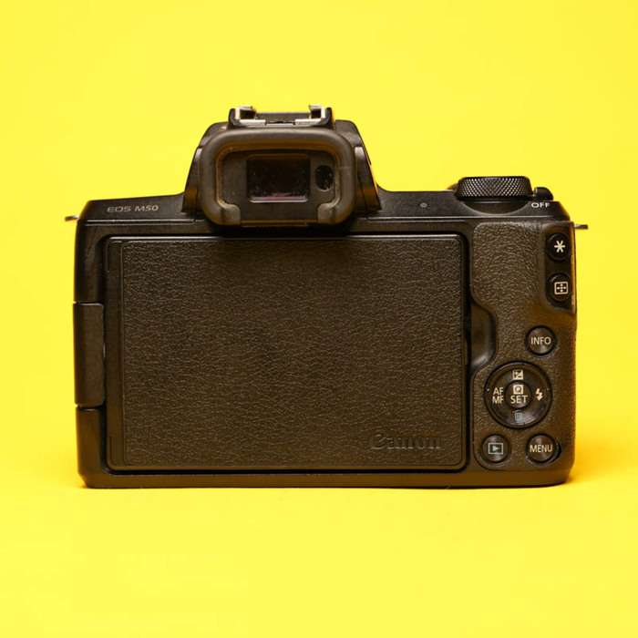 Canon EOS M50 + 15-45mm + brašna | 763208002000 + 853038000708